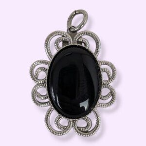 (2/$20) Vintage Celebrity NY Pendant